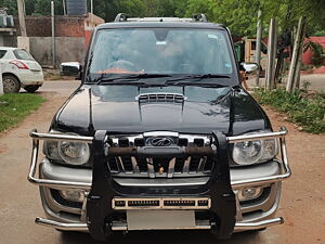 Second Hand Mahindra Scorpio VLX 4WD Airbag AT BS-IV in Hyderabad