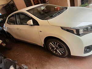 Second Hand Toyota Corolla Altis VL AT Petrol in Kalyan