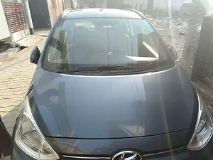 Second Hand Hyundai Grand i10 Sportz AT 1.2 Kappa VTVT in Lakhimpur Kheri