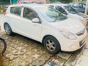 Second Hand Hyundai i20 Magna 1.2 in Ghaziabad