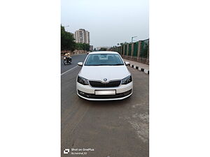 Second Hand Skoda Rapid Ambition 1.5 TDI in Surat