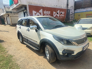 Second Hand Tata Hexa XE 4x2 7 STR in Khargone