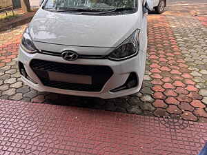 Second Hand हुंडई ग्रैंड i10  एस्टा 1.1 crdi (o) [2013-2017] in मलप्पुरम