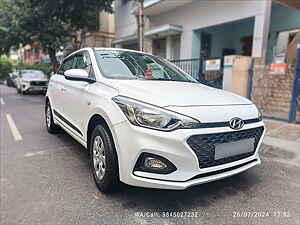 Second Hand हुंडई i20 एक्टिव 1.2 बेस in बैंगलोर