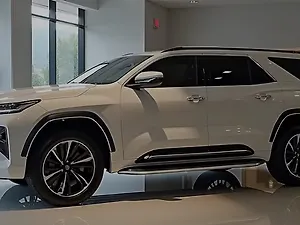 Second Hand टोयोटा फ़ॉर्च्यूनर 4X2 2WD Diesel Turbo Automatic Dual Tone in बुलढाणा