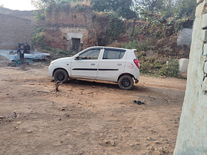 Second Hand மாருதி சுஸுகி ஆல்டோ 800 vxi ப்ளஸ் in ஹமிர்பூர் (உத்தர பிரதேஷ்)