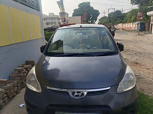 Second Hand Hyundai i10 Sportz 1.2 in Allahabad