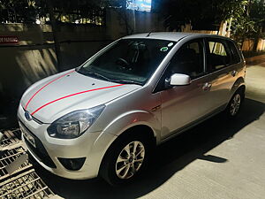 Second Hand Ford Figo Duratec Petrol Titanium 1.2 in Pune