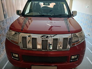 Second Hand Mahindra TUV300 T8 AMT in Gurgaon