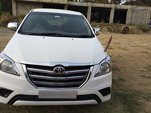 Second Hand Toyota Innova 2.5 EV MS 8 STR BS-IV in Patna