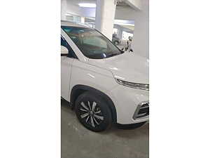 Second Hand MG Hector Sharp 1.5 DCT Petrol Dual Tone in Greater Noida