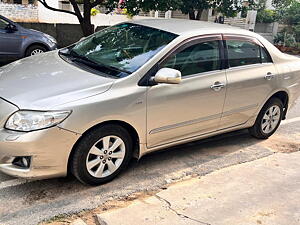 Second Hand Toyota Corolla Altis 1.8 G in Bangalore