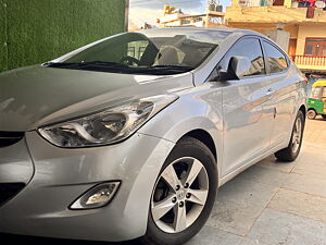 Second Hand Hyundai Elantra 1.8 SX MT in Belgaum