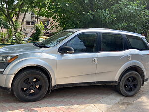 Second Hand Mahindra XUV500 W8 in Chandigarh