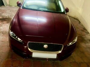 Second Hand Jaguar XE Prestige in Mumbai