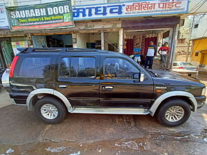 Second Hand Ford Endeavour XLT 4X4 in Rajnandgaon