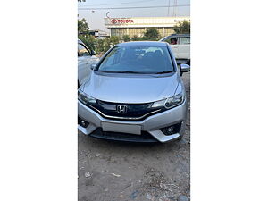 Second Hand Honda Jazz V Petrol in Ghaziabad