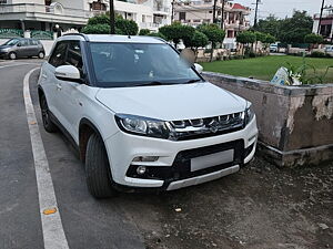 Second Hand Maruti Suzuki Vitara Brezza ZDi Plus AGS in Gwalior