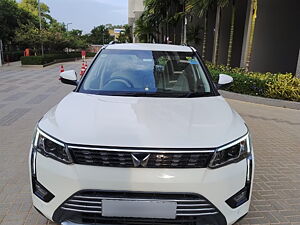 Second Hand Mahindra XUV300 W8 (O) 1.2 Petrol in Bangalore