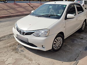 Second Hand Toyota Etios GD in Ujjain