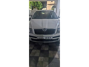 Second Hand Skoda Laura Elegance 1.9 PD in Hyderabad