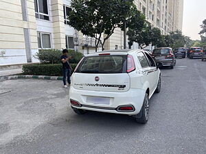 Second Hand Fiat Punto 1.3 Diesel in Noida