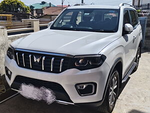 Second Hand Mahindra Scorpio Z8 L Petrol AT 7 STR [2023-2024] in Kangra