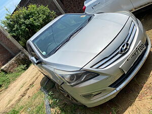 Second Hand Hyundai Verna SX 1.6 CRDi in Kanpur Dehat