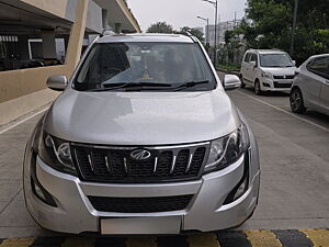 Second Hand Mahindra XUV500 W10 AWD AT Black Interiors [2017] in Pune