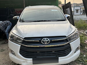 Second Hand Toyota Innova Crysta 2.4 VX 8 STR [2016-2020] in Satna