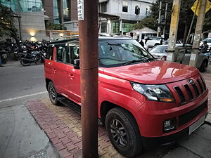 Second Hand Mahindra TUV300 T10 in Raipur