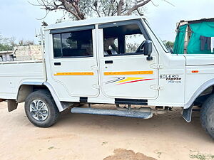 Second Hand Mahindra Bolero Camper in Sikar