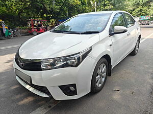 Second Hand Toyota Corolla Altis G Petrol in Delhi