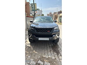 Second Hand Toyota Fortuner 2.8 4x4 AT [2016-2020] in Delhi