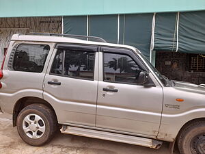 Second Hand Mahindra Scorpio VLX 2WD BS-IV in Kakinada