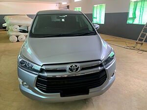 Second Hand Toyota Innova Crysta 2.4 VX 7 STR [2016-2020] in Salem