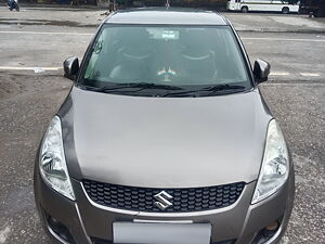 Second Hand Maruti Suzuki Swift VXi in Delhi