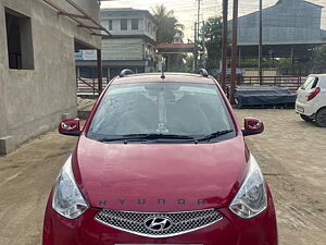 Second Hand Hyundai Eon Sportz in Duliajan