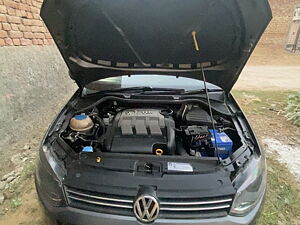 Second Hand Volkswagen Polo Highline1.2L (D) in Sirsa