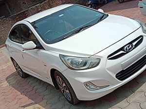 Second Hand Hyundai Verna Fluidic 1.4 CRDi in Yavatmal