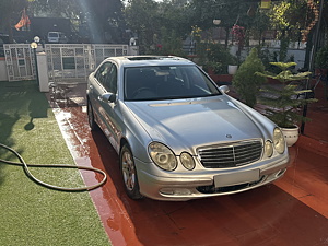 Second Hand Mercedes-Benz E-Class 200 K Classic in Gandhinagar