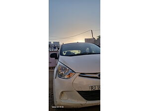 Second Hand Hyundai Eon Era + in Bikaner