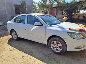 Second Hand Skoda Laura Elegance 1.9 TDI MT in Pune