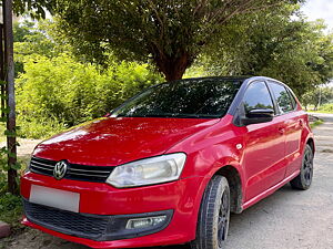 Second Hand Volkswagen Polo Trendline 1.2L (P) in Greater Noida