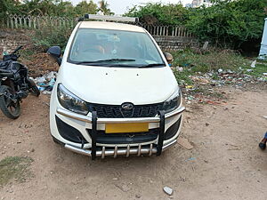 Second Hand Mahindra Marazzo M2 8 STR in Hyderabad