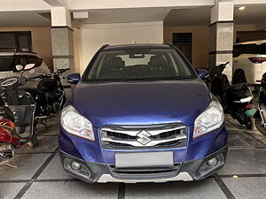 Second Hand Maruti Suzuki S-Cross Zeta 1.3 in Delhi