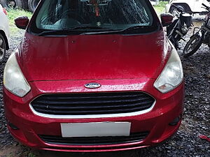 Second Hand Ford Figo Titanium 1.2 Ti-VCT in Surat