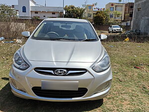 Second Hand Hyundai Verna Fluidic 1.4 CRDi in Ambikapur