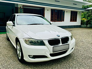 Second Hand BMW 3-Series 320d Highline Sedan in Angamaly