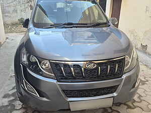 Second Hand महिंद्रा XUV500 w6 1.99 in दिल्ली